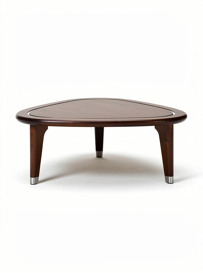 ** Dreieckiger Couchtisch mit Holzfinish und Metallfüßen